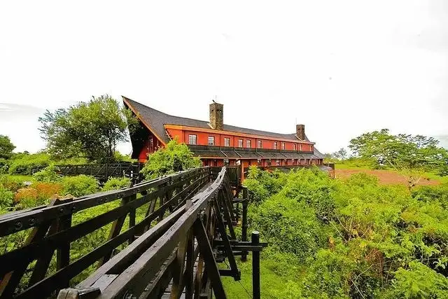 The Ark Lodge